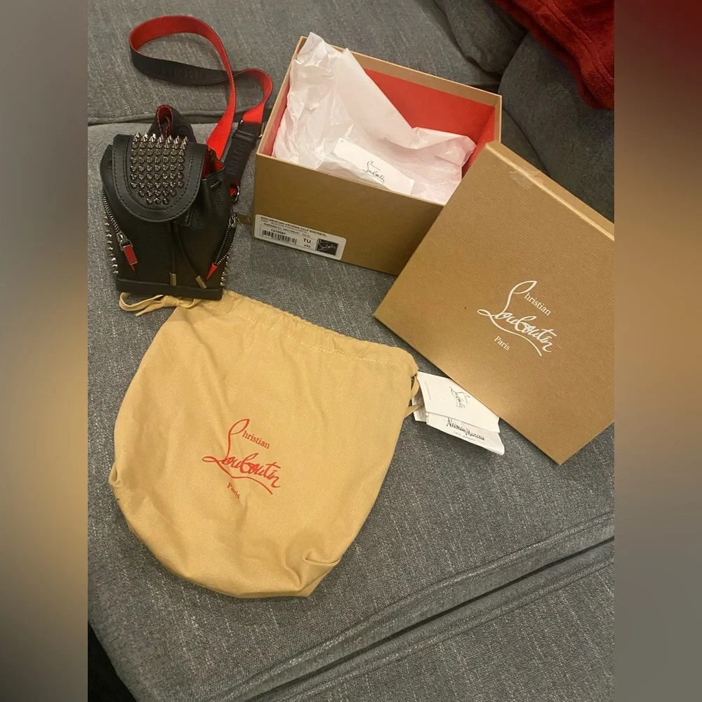 Christian Louboutin mini bag - Picture 2 of 8